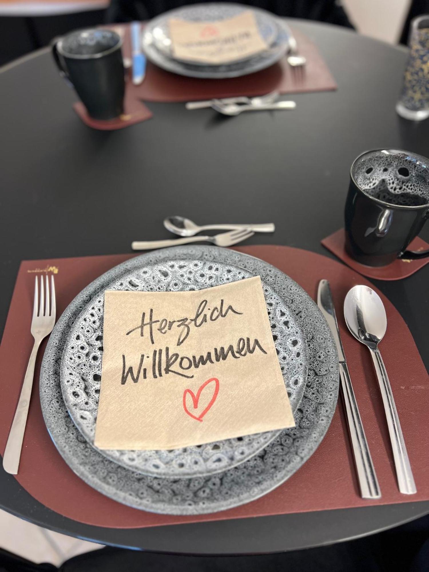Ferien-whg Souterrain Exklusives App Stella Maris Mit Parkplatz Direkt Am Steinhuder-meer * Wunstorf